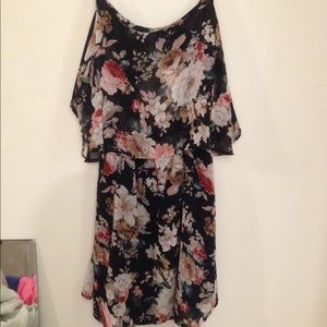 Floral spaghetti strap dress with open open back S